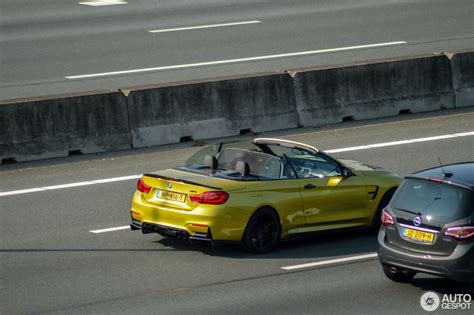 Is there any option for software updates for 2011 or earlier models without the software update option in idrive? BMW M4 F83 Convertible 2017 RevoZport - 9 October 2017 - Autogespot