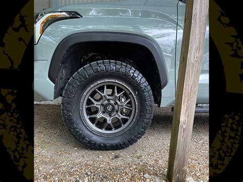 2022 Toyota Tundra 20x9 Fuel Offroad Wheels 35x1250r20 Nitto Tires