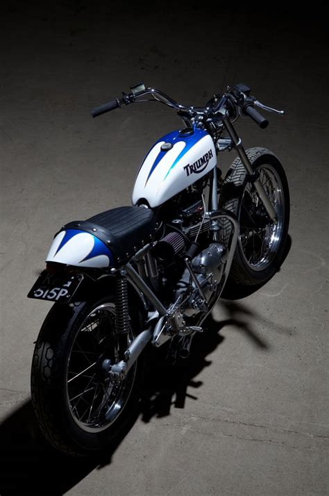 After a couple years of battling other hapless amateurs and a few fast guys on my venerable tt500, i wanted to give the whole tank shift thing a shot. triumph t100 flat tracker | Triumph Flat tracker | Triumph ...