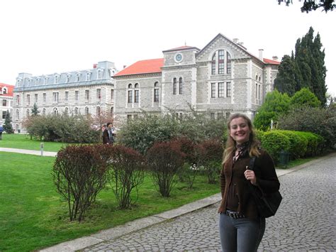 Boğaziçi üniversitesi'nde iklim değişikliğine dayanıklı akıllı bitkiler için çalışmalar başladı. Bogazici university campus | Henri Bergius | Flickr