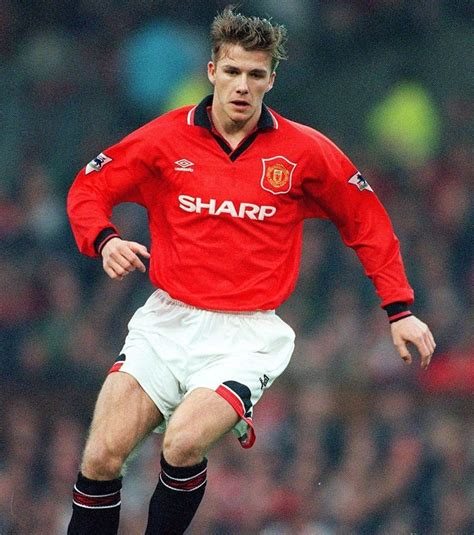 Now a household name as a soccer pro and fashion model, step back in time to see what david beckham looked like when he. Very young Beckham! | David beckham manchester united ...