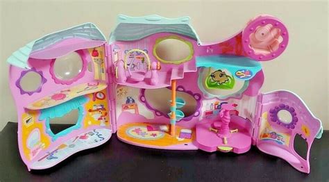 Come and see us today! Littlest Pet Shop 2007 Tail Waggin Fitness Center Gym Spa ...