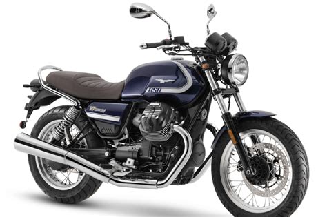 Moto Guzzi Bolsters The 2021 V7 Classic Roadster With Bigger Engine