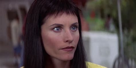 Courteney Cox Is Still Haunted By Her Bangs From Scream 3