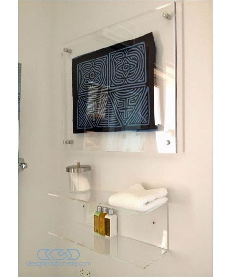 Questa cornice in metallo color rame è dotata di un vetro acrilico leggero e infrangibile. Cornice cm 90x60 a giorno in plexiglass con distanziali SU ...