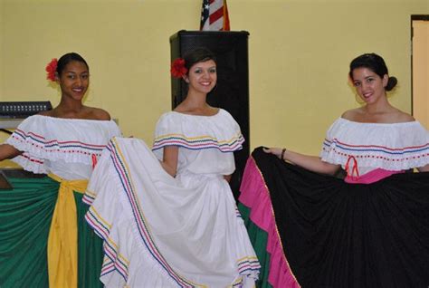 Typical Colombian Outfits With Images Culture Day Colombian Outfits