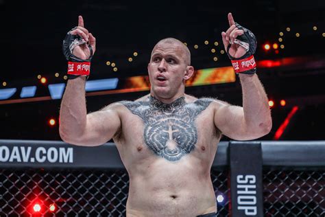 5 Rising Stars That Make Ones Heavyweight Mma Division So Exciting