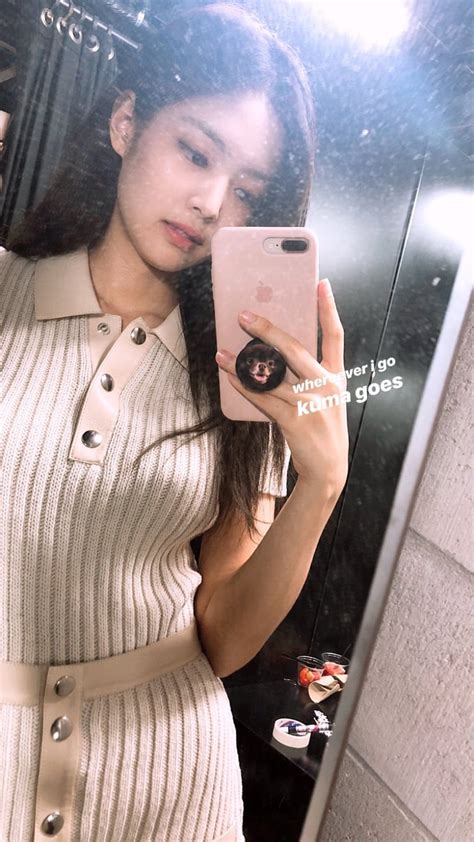 20 Times Blackpinks Jennie Posted Mirror Selfies Proving Shes The