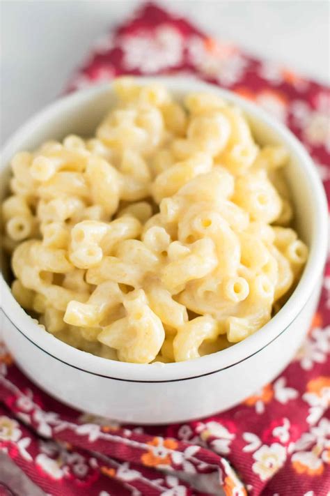 Creamy Sharp Cheddar Mac And Cheese Easy 20 Minute Recipe
