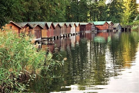 Bootgaragen am Haussee | A Beautiful Lie