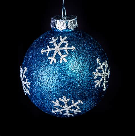 Where to Buy Christmas Ornaments & Tree Toppers ...