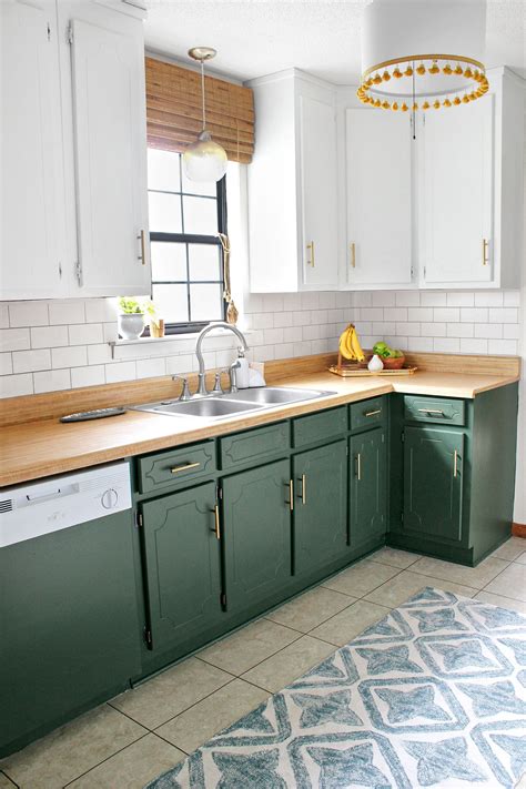 10 Green And White Kitchen Ideas