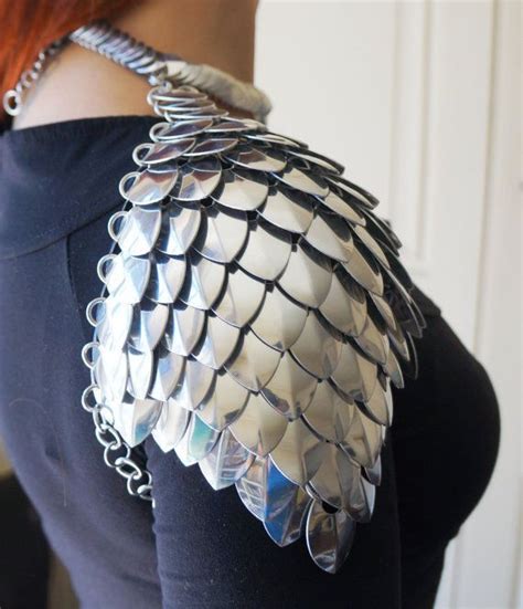 Plan the lines of the scales. Image result for scalemaille shoulder | Scale mail ...