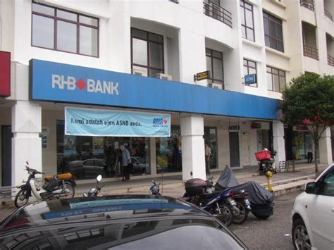 The malaysian bank has more than 330 branches and has operations in brunei, cambodia, hong kong, indonesia, myanmar, singapore, thailand and vietnam. RHB Bank Permas Jaya - Johor Bahru District