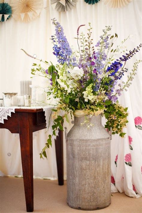 131,000+ vectors, stock photos & psd files. The 25+ best Rustic flower arrangements ideas on Pinterest ...