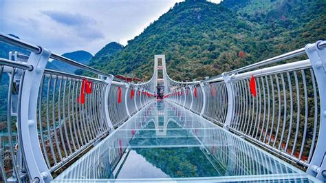 But do you know that it is not as easy as to visit the other attractions in zhangjiajie. Glass bridge opens to visitors in south China's Guangdong ...