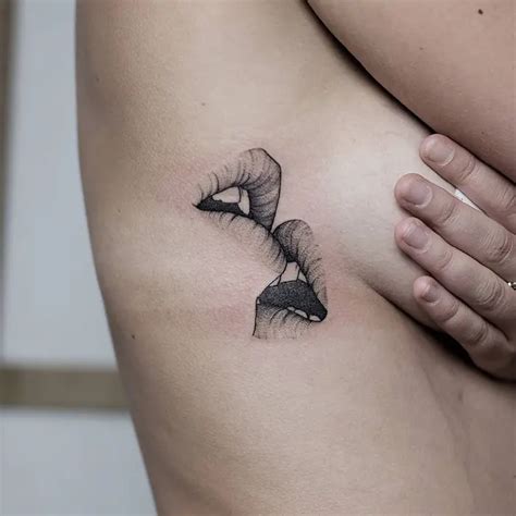 24 Unusual Tattoos That Put A Unique Twist On The Art