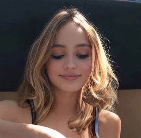 Muse Lily Depp Lily Rose Melody Depp Peach And Lily Love Lily Foto Ideas Instagram Bikini