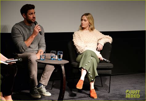 john krasinski admits he was very nervous directing wife emily blunt in a quiet place
