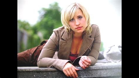 35 Hot Pictures Of Allison Mack Extremely Cute