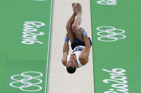 Le gymnaste français Samir Aït Saïd se blesse gravement La Presse