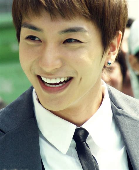 Happy Birthday Leeteuk !! | Mundo K-pop e Doramas