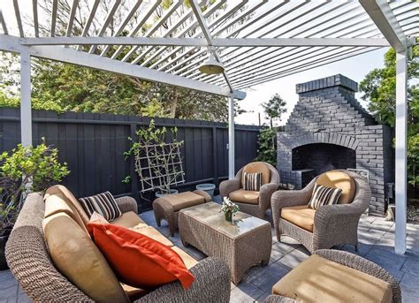 California Decor Ideas for Outdoor Living - Bob Vila
