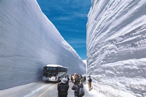 The Tateyama Kurobe Alpine Route Go Nagano Official Travel Guide Of