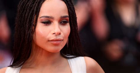 Zoe Kravitz Shows Mega Cleavage In A Plunging Black Gown At The Tribeca Film Festival Irish