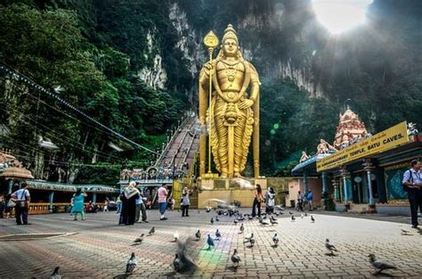 Batu caves is one of the most popular attractions for those visiting kuala lumpur. 10 BEST Places to Visit in Malaysia - Updated 2019 (with ...