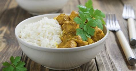 Poulet au parmesan cuit au four c'est un dîner familial préféré qui est cuit dans une casserole avec sérieusement, je ne peux pas croire que je n'ai jamais partagé cette recette de poulet au parmesan. Curry de poulet express au Cookeo, la recette poulet curry ...