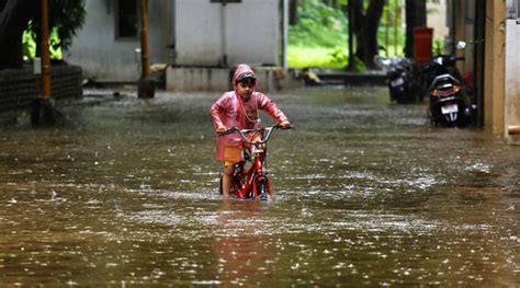 Weather today and detailed five day weather forecast in mumbai. Mumbai weather forecast: Extremely heavy rainfall ...