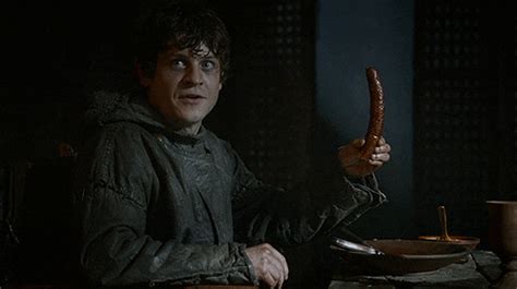 Ramsay Got Gamesofthrone Sausage Saucisse Gifs Get The Best Gif On Giphy