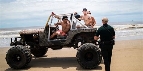 Texas Go Topless Jeep Weekend Ends In Nearly 100 Arrests World