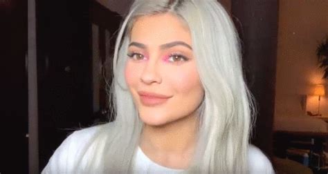 kylie jenner confirmed she got rid of her lip injections but they re bigger than ever in her