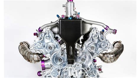 At german auto center we have been exclusively servicing german engines and specifically bmw engines since the 1970s. Porsche 919 Hybrid V4 engine - in pictures | evo