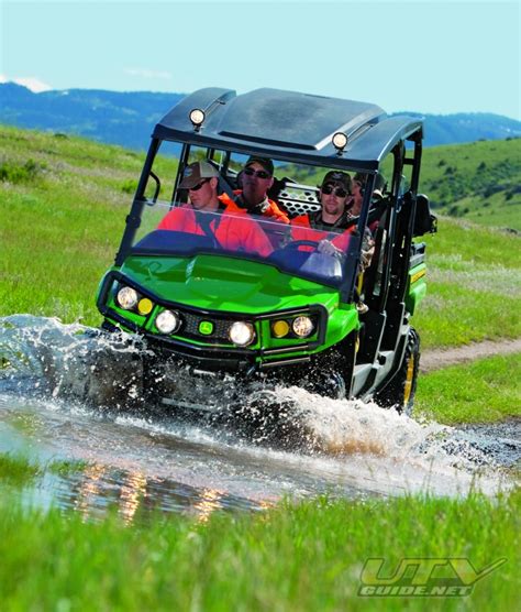 Op zoek naar een andere utillity? John Deere Gator XUV550 S4 4x4 - UTV Guide