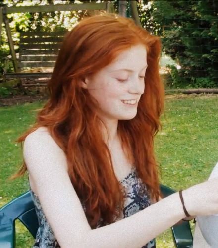 msrosiebea and her perfect natural ginger hair natural red hair beautiful red hair ginger hair