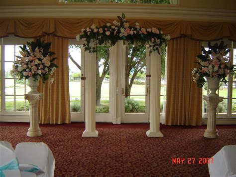 Pictures Of Wedding Columns Decorated Columns Grecian Columns