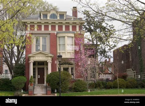 House On Monument Avenue A National Historic Landmark Richmond Stock