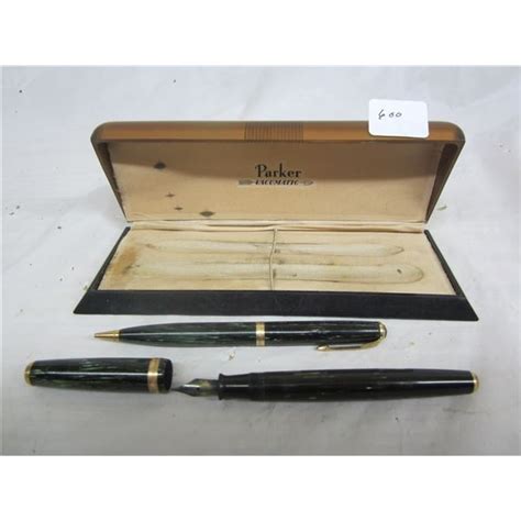 Parker Vacumatic Fountian Pen And Pencil With Case