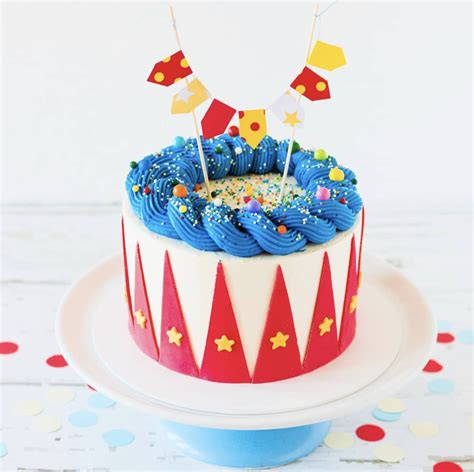 15 Marvelous Carnival Cakes Find Your Cake Inspiration Circus Smash Cakes Circus Theme Cakes