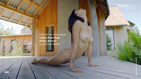 Uliana Nude Yoga