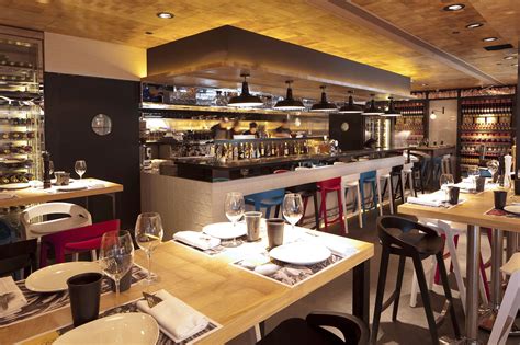 Vi Cool Restaurant Design Hong Kong by Concrete - CAANdesign | Architecture and home design blog