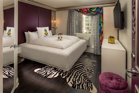 Staypineapple An Artful Hotel Midtown New York 101 ̶1̶5̶5̶