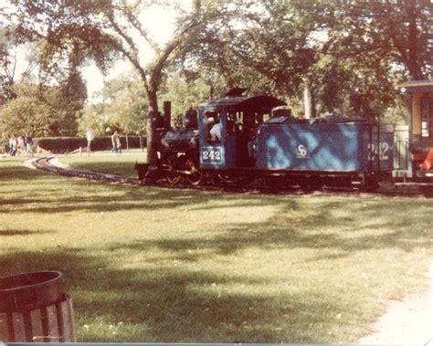 The Narrow Guage Train Ride At Chicagos Brookfield Zoo B Flickr