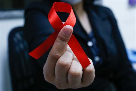 Dia Mundial De Combate à Aids Combater Estigma E Exclusão é Urgente Afirma Onu Aids G1