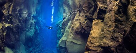 Snorkelling In Iceland Swim Between Tectonic Plates In Silfra Fissure