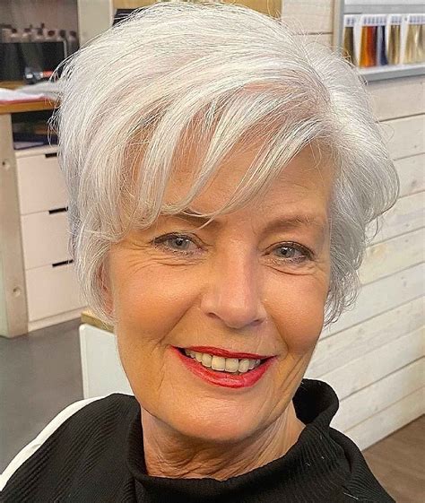61 Best Hairstyles For Women Over 60 To Look Younger 2022 Trends Bob