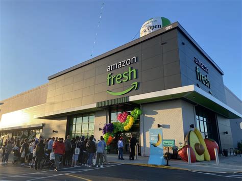 Amazon Fresh Opens For Business In Federal Way Federal Way Mirror
